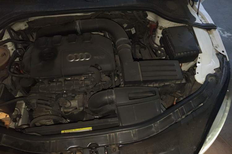 Used Audi TT 2011 TT Coupe 2.0TFSI quattro Engine Bay Left
