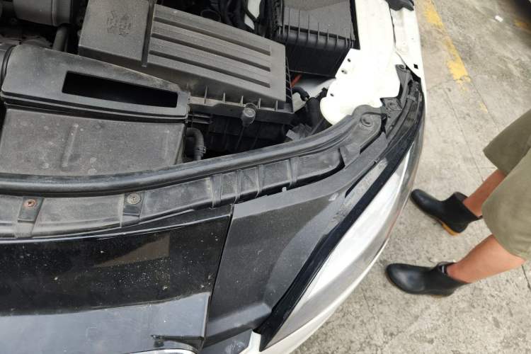 Used Audi TT 2011 TT Coupe 2.0 TFSI Engine Bay Left