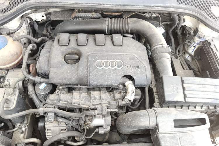 Used Audi TT 2011 TT Coupe 2.0 TFSI Engine Bay
