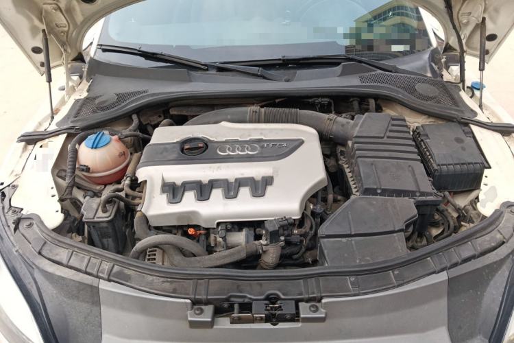 Used Audi TT 2011 TT Coupe 2.0 TFSI Engine Bay