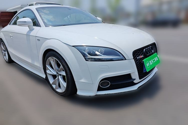 Used Audi TT 2011 TT Coupe 2.0TFSI quattro Front Right 45 Deg