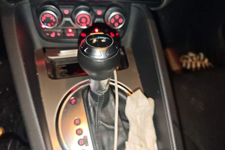 Used Audi TT 2011 TT Coupe 2.0TFSI quattro Gear Lever