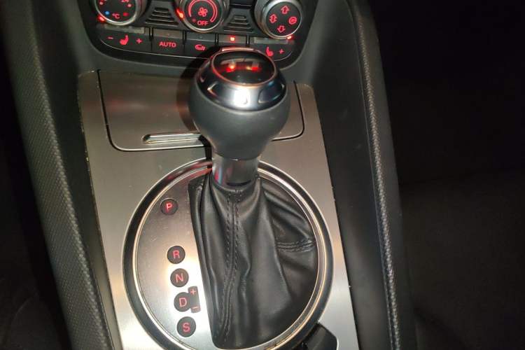 Used Audi TT 2011 TT Coupe 2.0 TFSI Gear Lever