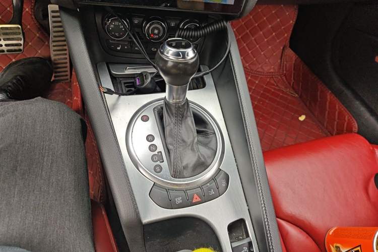 Used Audi TT 2011 TT Roadster 2.0TFSI quattro Gear Lever