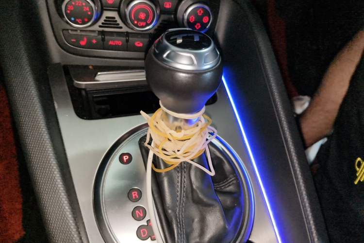 Used Audi TT 2011 TT Coupe 2.0 TFSI Gear Lever