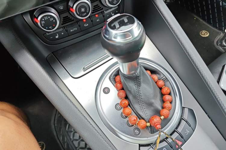 Used Audi TT 2011 TT Coupe 2.0TFSI quattro Gear Lever