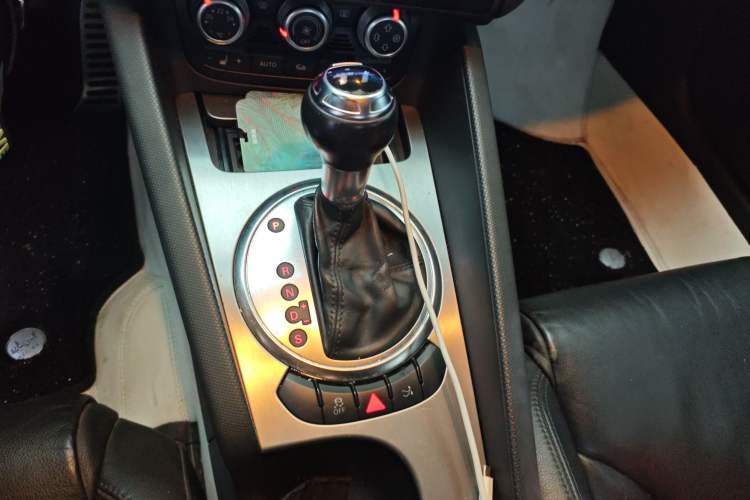 Used Audi TT 2011 TT Coupe 2.0 TFSI Gear Lever