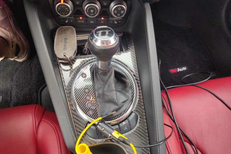 Used Audi TT 2011 TT Coupe 2.0TFSI quattro Gear Lever