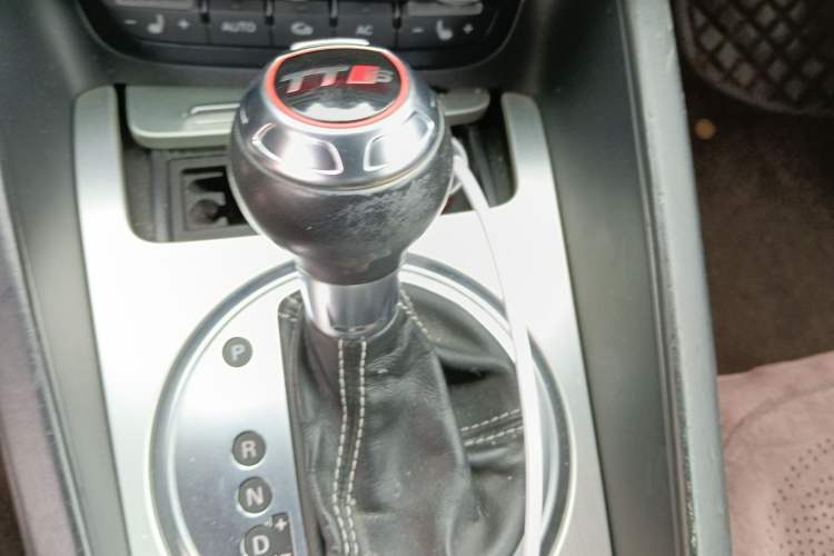 Used Audi TT 2011 TT Coupe 2.0 TFSI Gear Lever