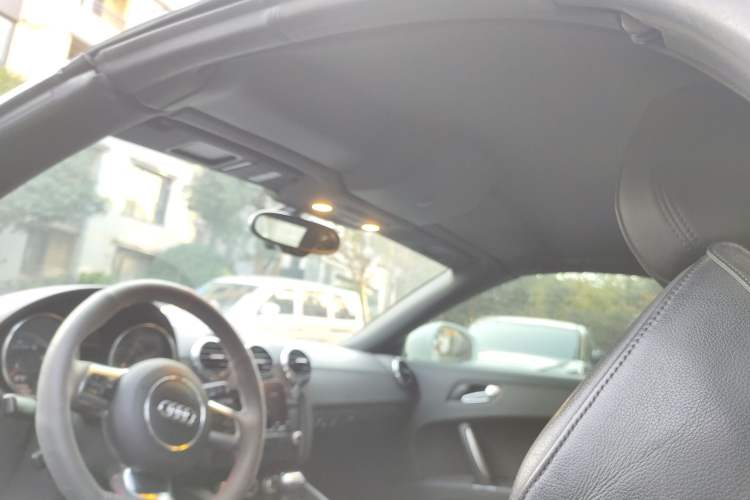 Used Audi TT 2011 TT Roadster 2.0TFSI Headliner