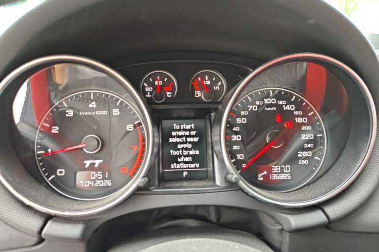 Used Audi TT 2011 TT Roadster 2.0TFSI quattro Instrument Cluster