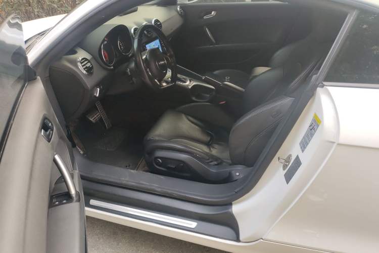 Used Audi TT 2011 TT Coupe 2.0 TFSI Left Front Seat