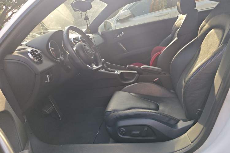 Used Audi TT 2011 TT Coupe 2.0 TFSI Left Front Seat