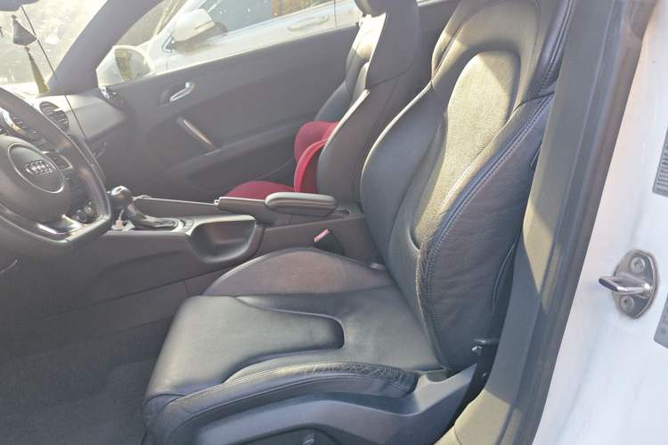 Used Audi TT 2011 TT Coupe 2.0 TFSI Left Rear Seat