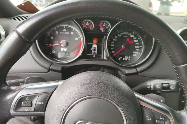 Used Audi TT 2011 TT Coupe 2.0 TFSI Odometer Close Up