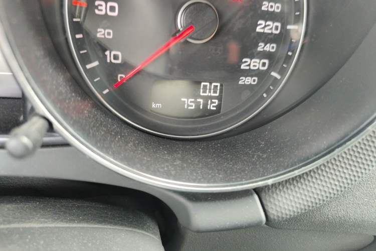 Used Audi TT 2011 TT Coupe 2.0TFSI quattro Odometer Close Up