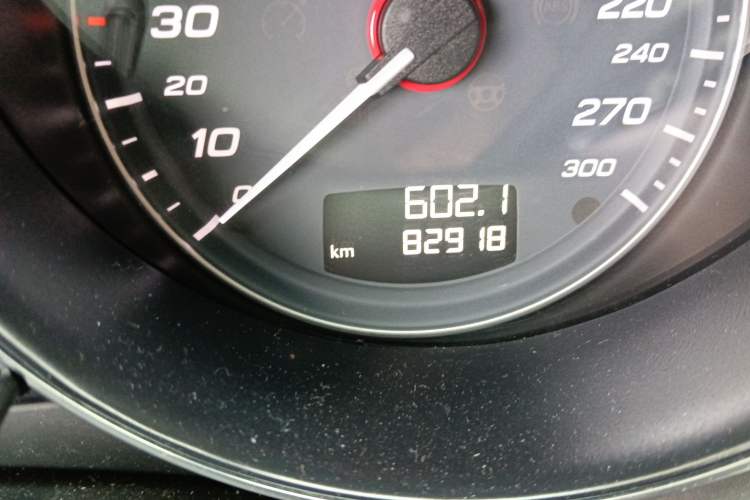 Used Audi TT 2011 TT Coupe 2.0 TFSI Odometer Close Up