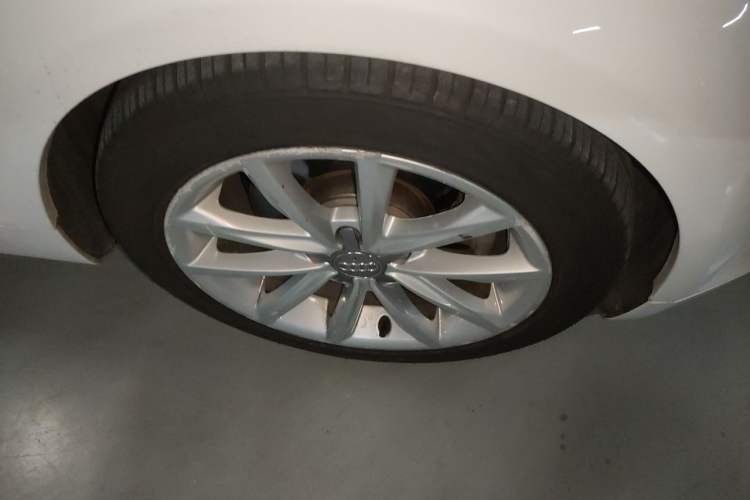 Used Audi TT 2011 TT Coupe 2.0 TFSI Right Front Wheel Hub