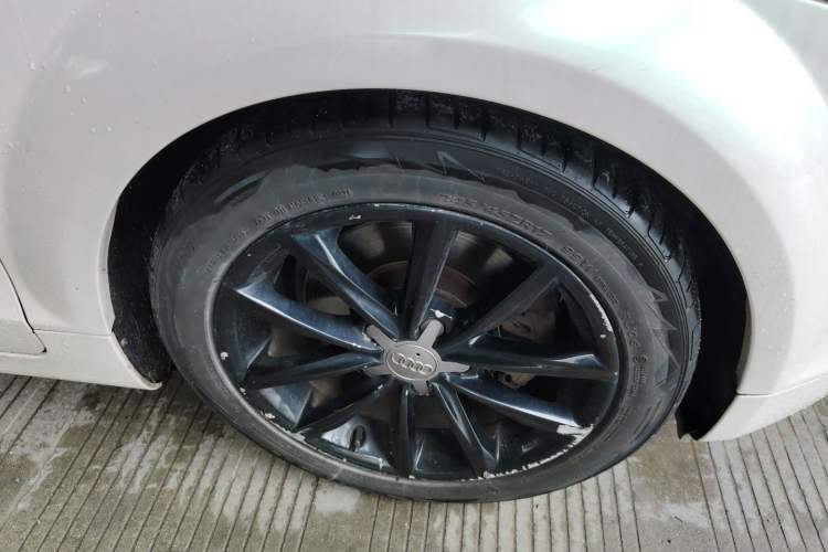 Used Audi TT 2011 TT Coupe 2.0 TFSI Right Front Wheel Hub