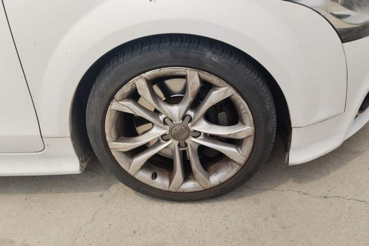 Used Audi TT 2011 TT Coupe 2.0 TFSI Right Front Wheel Hub