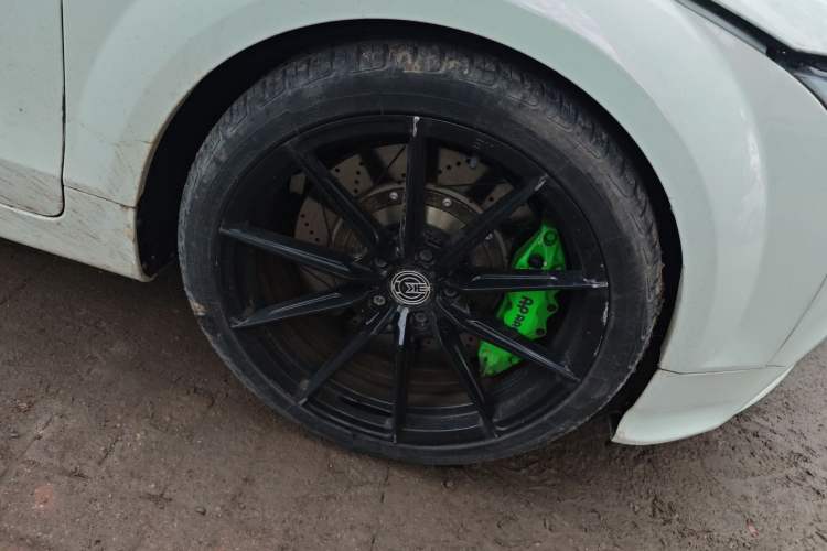 Used Audi TT 2011 TT Coupe 2.0 TFSI Right Front Wheel Hub