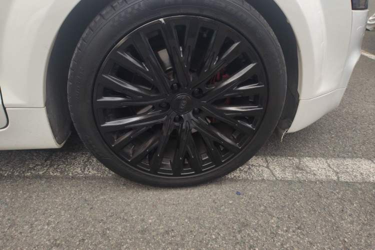 Used Audi TT 2011 TT Coupe 2.0TFSI quattro Right Front Wheel Hub
