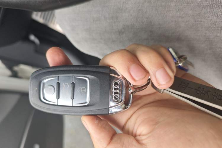 Used Audi TT 2011 TT Coupe 2.0TFSI quattro Vehicle Key
