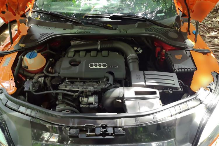 Used Audi TT 2011 TT Coupe 2.0 TFSI Engine Bay