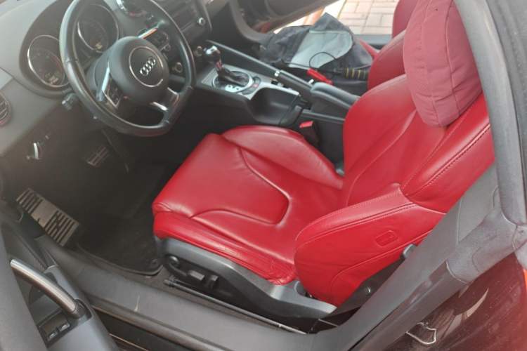 Used Audi TT 2012 TT Roadster 2.0TFSI Elegant Edition Left Rear Seat