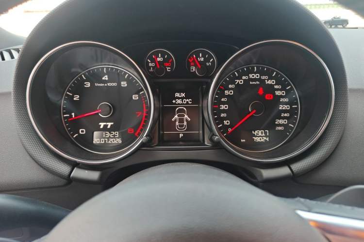 Used Audi TT 2012 TT Roadster 2.0TFSI Elegant Edition Odometer Close Up