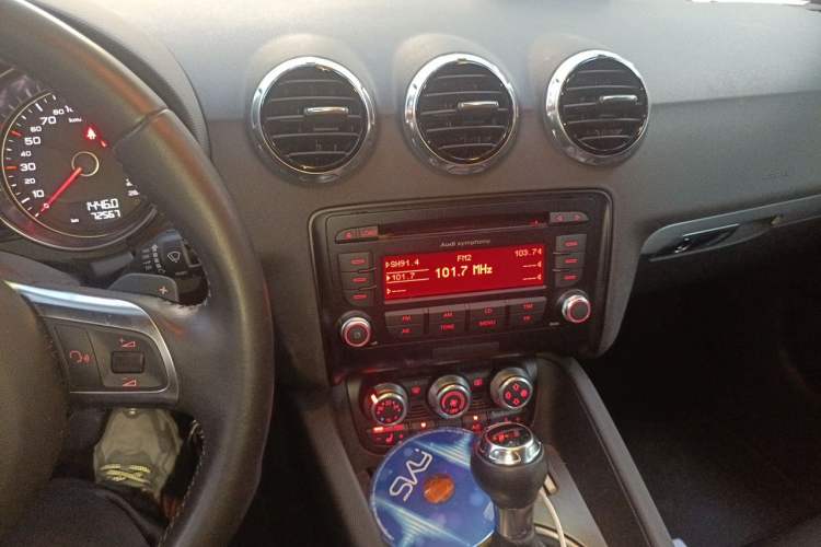 Used Audi TT 2013 TT Coupe 45 TFSI Audio And AC Panel