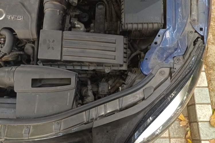Used Audi TT 2013 TT Coupe 45 TFSI Engine Bay Left