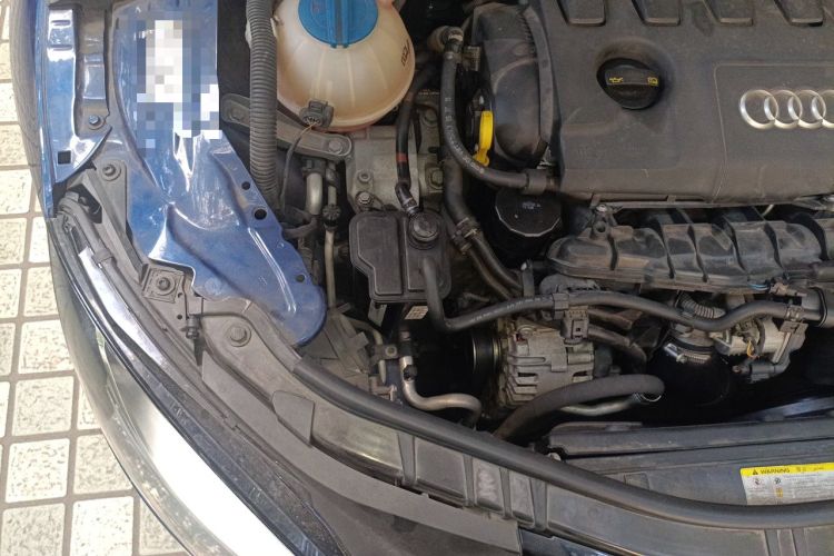 Used Audi TT 2013 TT Coupe 45 TFSI Engine Bay Right
