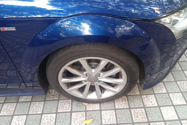Used Audi TT 2013 TT Coupe 45 TFSI Right Front Wheel Hub
