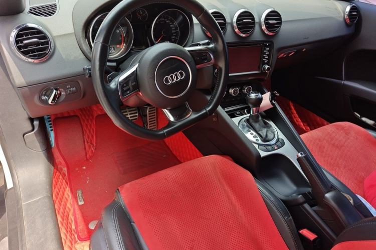 Used Audi TT 2013 TT Coupe 45 TFSI Center Console