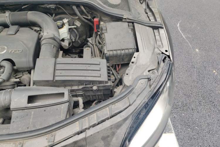 Used Audi TT 2013 TT Coupe 45 TFSI quattro Engine Bay Left