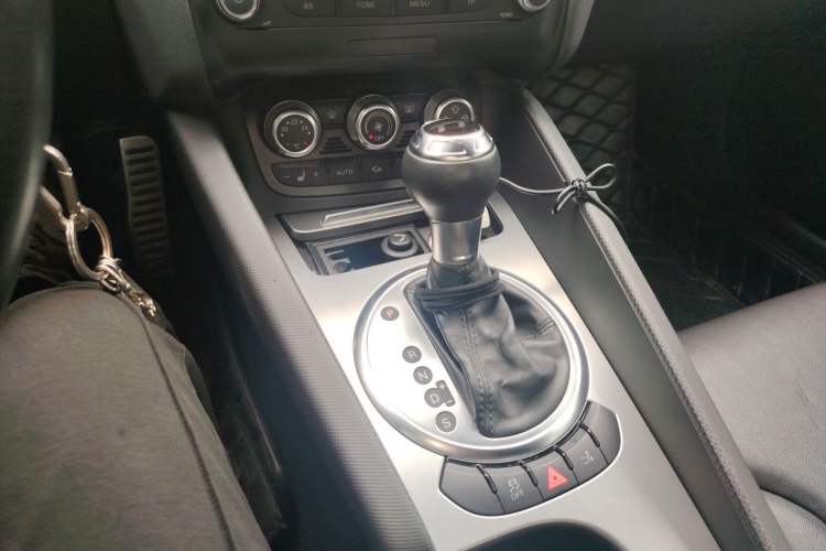 Used Audi TT 2013 TT Coupe 45 TFSI quattro Gear Lever