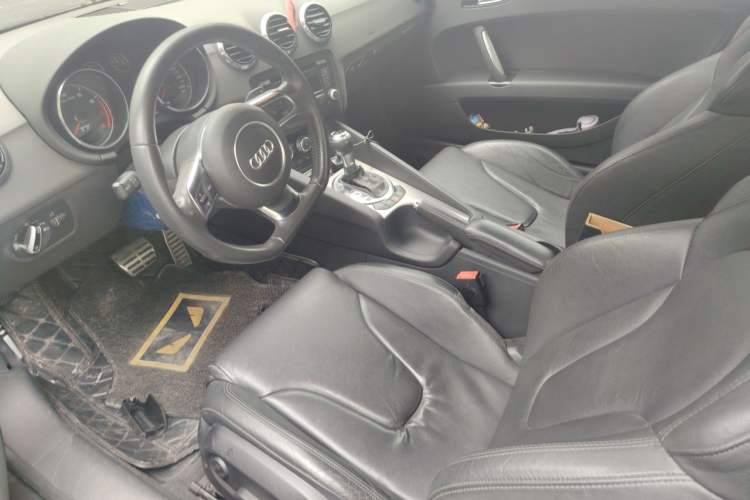 Used Audi TT 2013 TT Coupe 45 TFSI quattro Left Front Seat