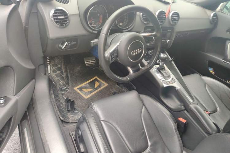 Used Audi TT 2013 TT Coupe 45 TFSI quattro Steering Wheel