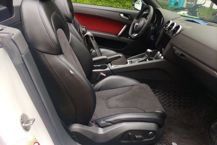 Used Audi TT 2013 TT Roadster 45 TFSI Left Rear Seat