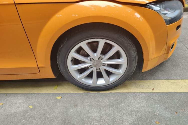 Used Audi TT 2013 TT Coupe 45 TFSI Right Front Wheel Hub
