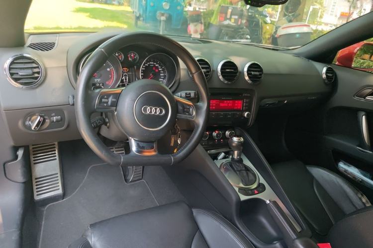 Used Audi TT 2013 TT Coupe 45 TFSI quattro Center Console