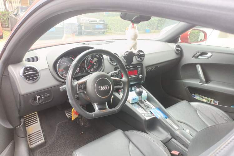 Used Audi TT 2013 TT Coupe 45 TFSI Center Console