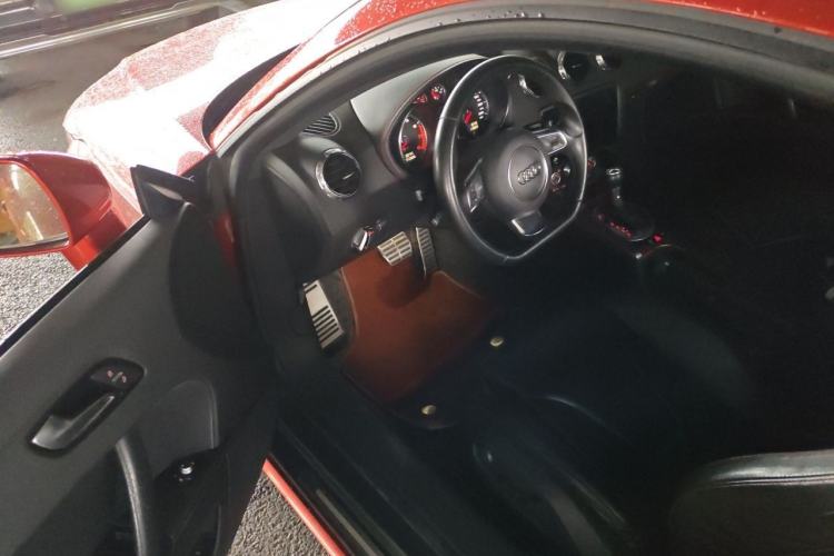 Used Audi TT 2013 TT Coupe 45 TFSI Driver Seat