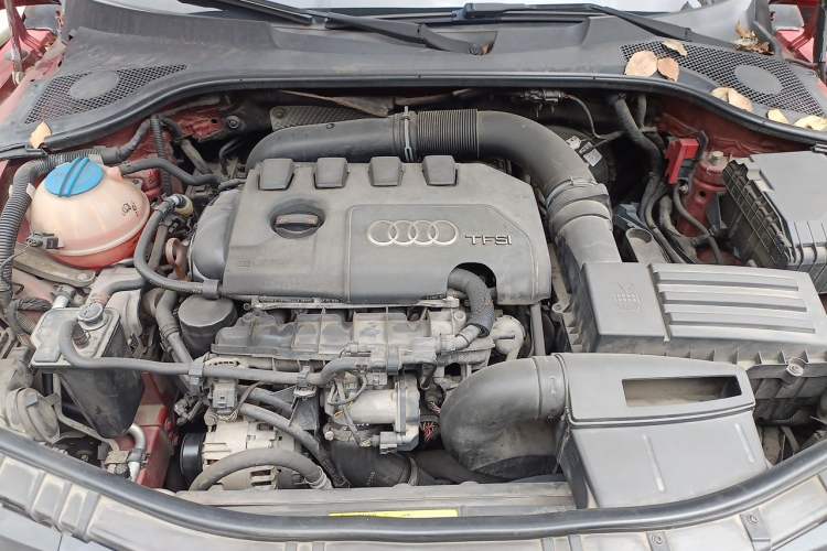 Used Audi TT 2013 TT Coupe 45 TFSI Engine Bay