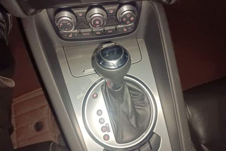 Used Audi TT 2013 TT Coupe 45 TFSI Gear Lever
