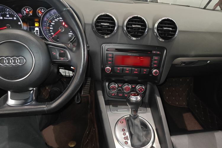 Used Audi TT 2013 TT Coupe 45 TFSI Interior 2
