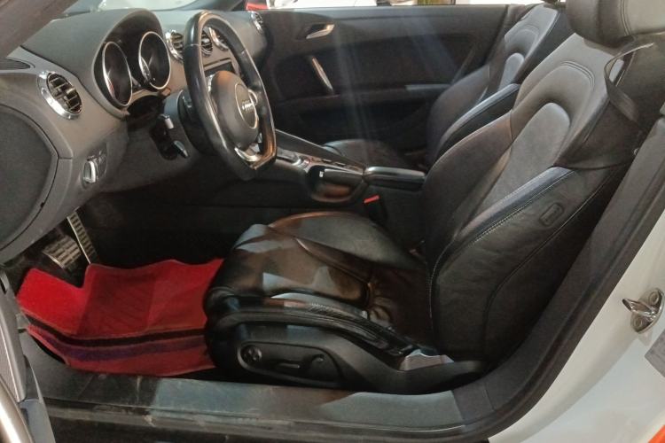 Used Audi TT 2013 TT Roadster 45 TFSI quattro Left Front Seat