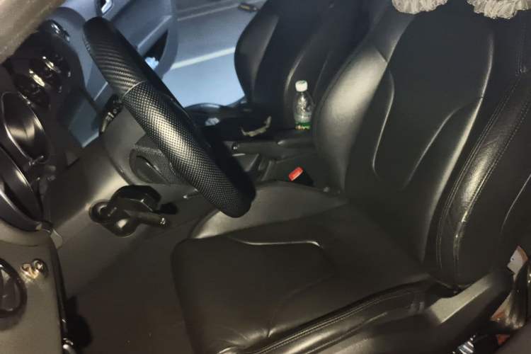 Used Audi TT 2013 TT Coupe 45 TFSI Left Front Seat