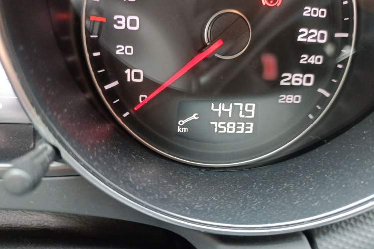 Used Audi TT 2013 TT Coupe 45 TFSI Odometer Close Up